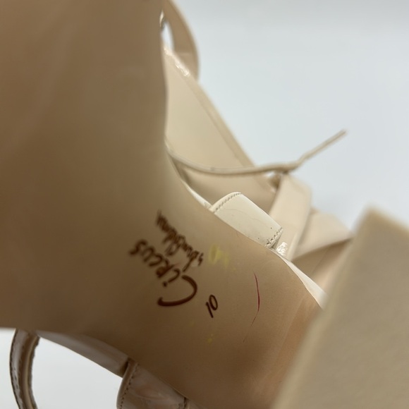 CIRCUS BY SAM EDELMAN
Haidyn Ankle Strap Sandal in cream size 10 - Picture 6 of 6